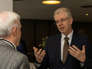  - in Lightbox öffnen