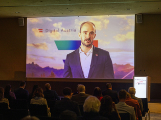  - in Lightbox öffnen