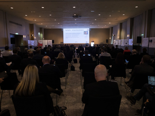  - in Lightbox öffnen