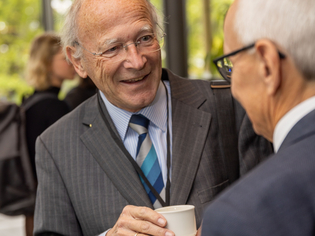  - in Lightbox öffnen