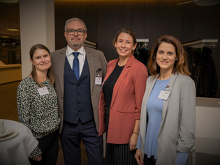  - in Lightbox öffnen