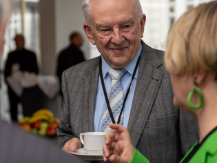  - in Lightbox öffnen