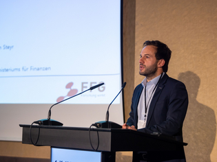  - in Lightbox öffnen