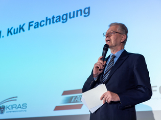  - in Lightbox öffnen