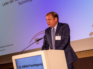  - in Lightbox öffnen