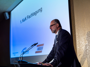  - in Lightbox öffnen