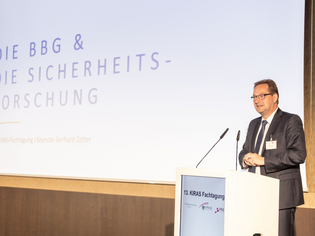  - in Lightbox öffnen