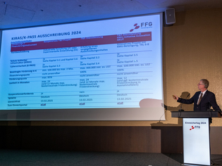  - in Lightbox öffnen