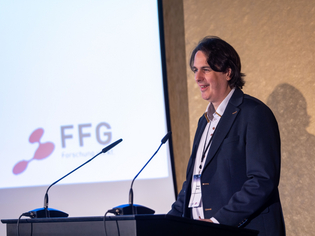  - in Lightbox öffnen