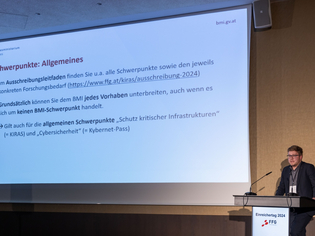  - in Lightbox öffnen