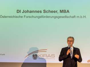  - in Lightbox öffnen