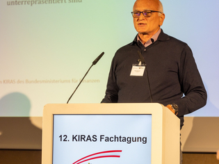  - in Lightbox öffnen