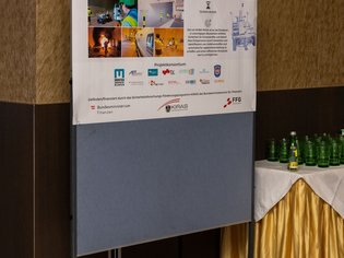  - in Lightbox öffnen