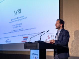  - in Lightbox öffnen